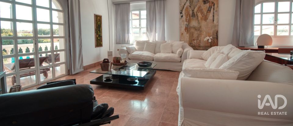 Châlet 4 chambres de 393 m² à Torrevieja (03184)