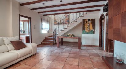 Maison 3 chambres de 215 m² à Bigastro (03380)