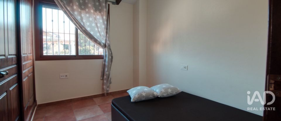 Maison 3 chambres de 215 m² à Bigastro (03380)