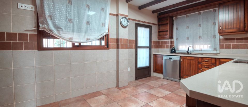 Maison 3 chambres de 215 m² à Bigastro (03380)