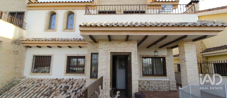 Maison 3 chambres de 215 m² à Bigastro (03380)