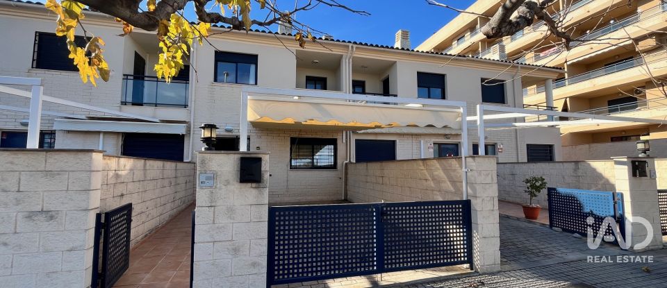 Casa 3 habitaciones de 111 m² en Torreblanca (12596)