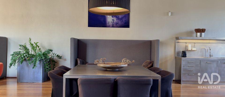 Penthouse 2 bedrooms of 293 m² in Barcelona (08010)