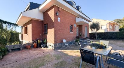 House 4 bedrooms of 210 m² in Sant Pere de Vilamajor (08458)