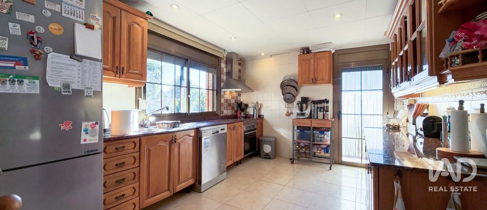 House 4 bedrooms of 210 m² in Sant Pere de Vilamajor (08458)