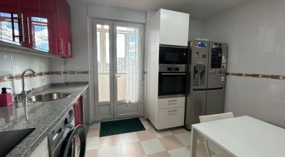 Pis 3 habitacions de 100 m² a León (24005)