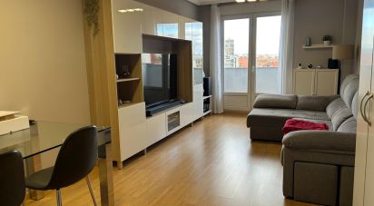 Pis 3 habitacions de 100 m² a León (24005)