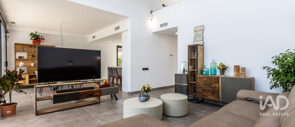 House 3 bedrooms of 179 m² in Sentmenat (08181)