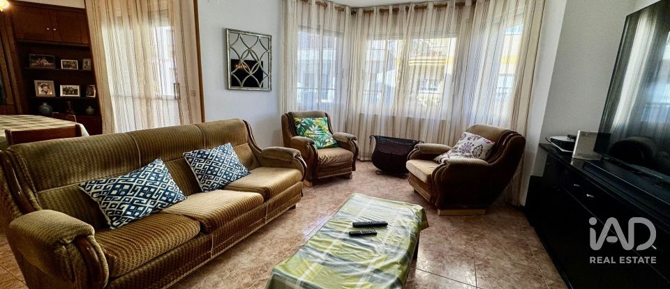 House 4 bedrooms of 277 m² in Vinaros (12500)