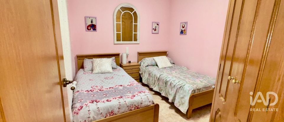 House 4 bedrooms of 277 m² in Vinaros (12500)