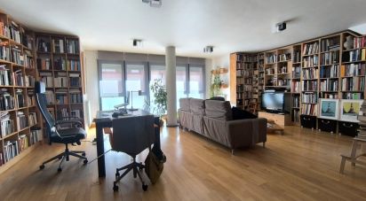 Dúplex 1 habitació de 104 m² a León (24007)