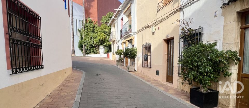 Casa/villa 3 habitacions de 165 m² a La Nucia (03530)