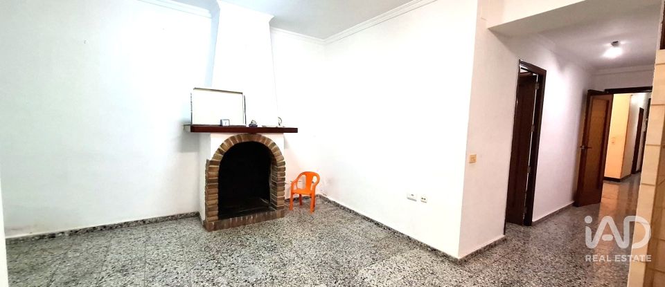 Casa de poble 3 habitacions de 165 m² a Pedreguer (03750)