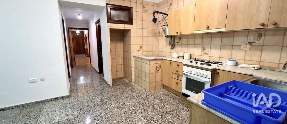 Casa de poble 3 habitacions de 165 m² a Pedreguer (03750)