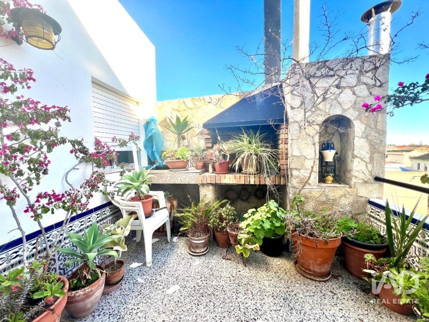 Penthouse 5 chambres de 229 m² à Deltebre (43580)