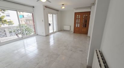 Pis 3 habitacions de 90 m² a Les Roquetes (08812)