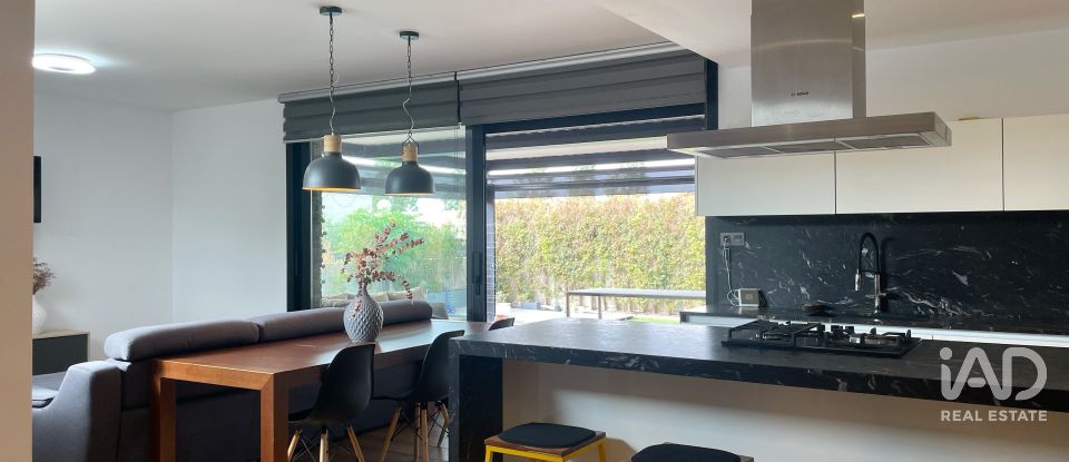 House 4 bedrooms of 318 m² in Salou (43840)