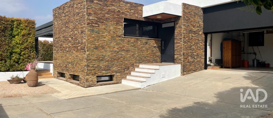 House 4 bedrooms of 318 m² in Salou (43840)