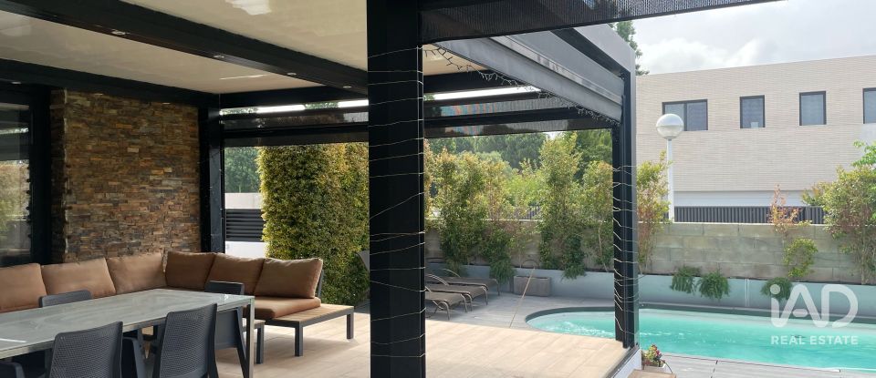 House 4 bedrooms of 318 m² in Salou (43840)