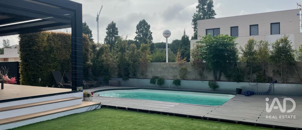 House 4 bedrooms of 318 m² in Salou (43840)