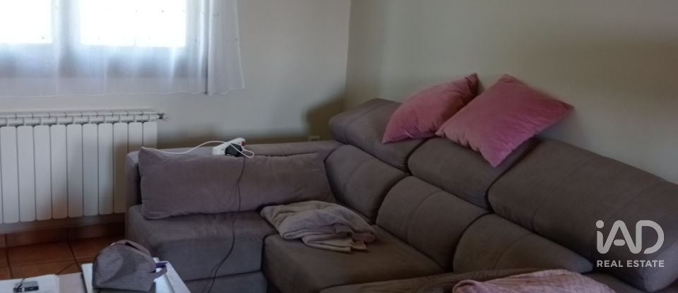 Cottage 3 bedrooms of 143 m² in Caamouco (15623)