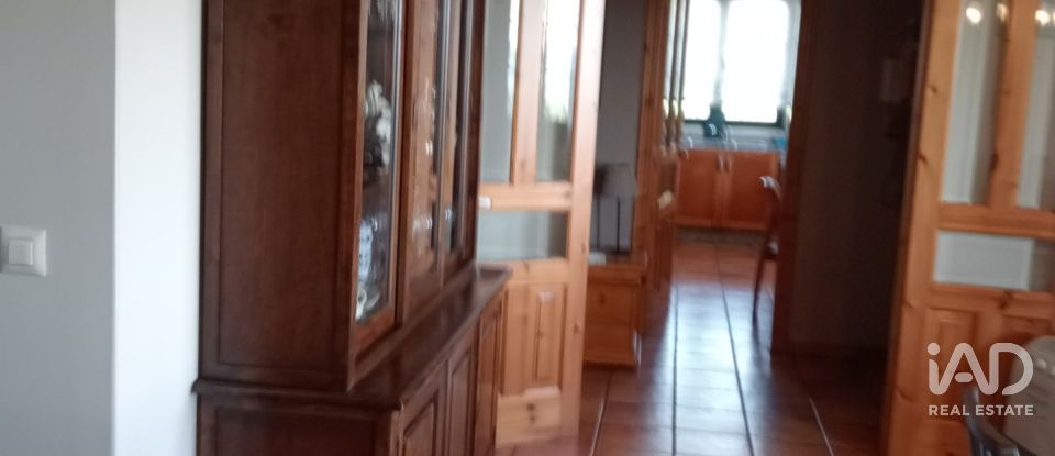 Cottage 3 bedrooms of 143 m² in Caamouco (15623)