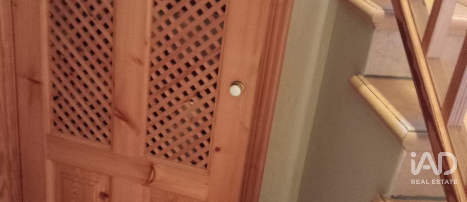 Cottage 3 bedrooms of 143 m² in Caamouco (15623)