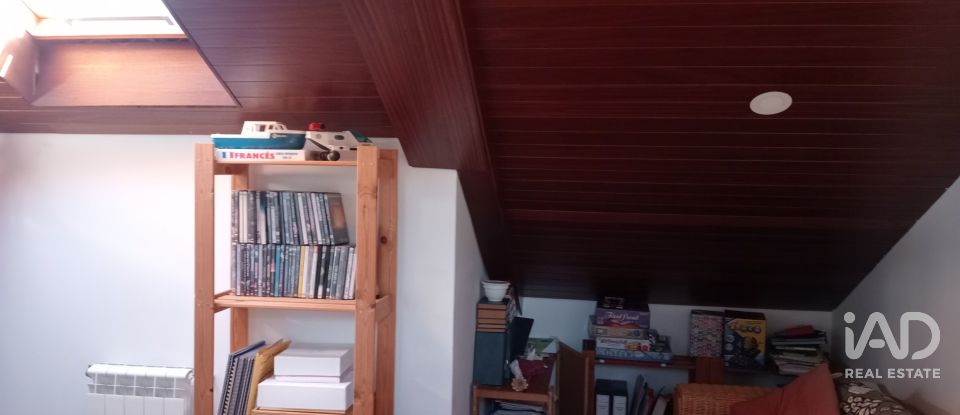 Cottage 3 bedrooms of 143 m² in Caamouco (15623)