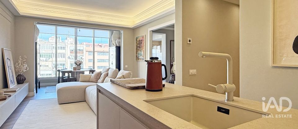 Apartment 3 bedrooms of 100 m² in Barcelona (08008)
