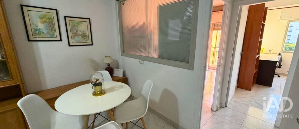 Pis 3 habitacions de 64 m² a Alicante/Alacant (03005)