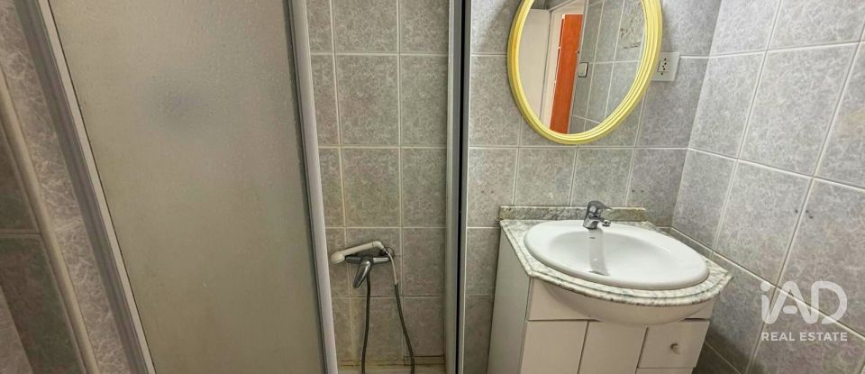 Pis 3 habitacions de 64 m² a Alicante/Alacant (03005)