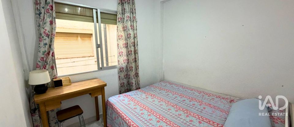 Pis 3 habitacions de 64 m² a Alicante/Alacant (03005)