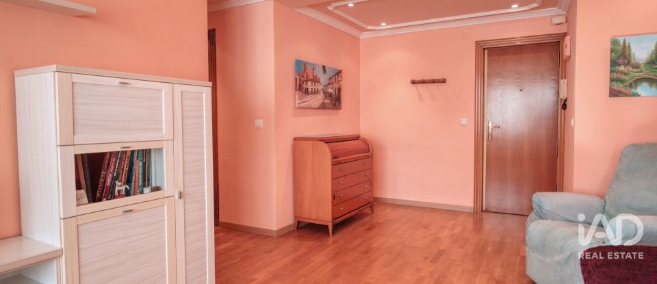 Apartment 2 bedrooms of 70 m² in Alicante/Alacant (03013)