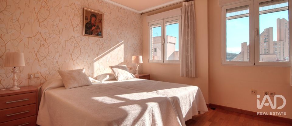 Apartment 2 bedrooms of 70 m² in Alicante/Alacant (03013)