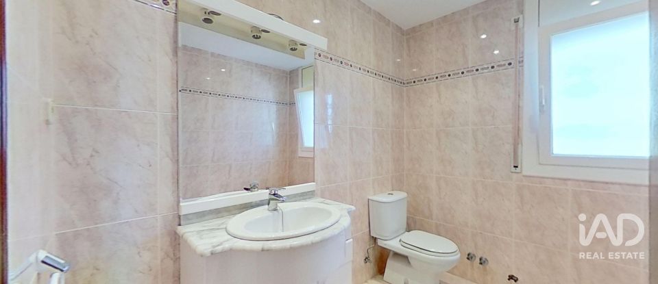 House 5 bedrooms of 204 m² in Urbanitzacio Creixell-Mar (43839)