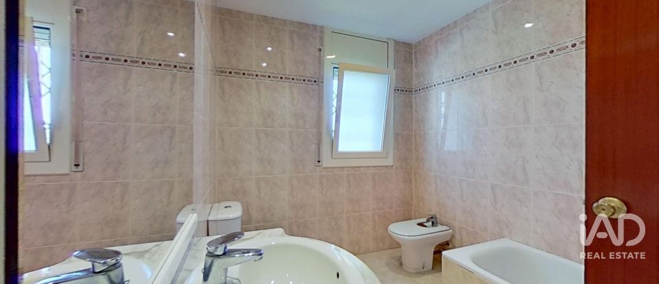 House 5 bedrooms of 204 m² in Urbanitzacio Creixell-Mar (43839)