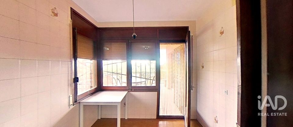 Casa 3 habitacions de 400 m² a Valls (43800)