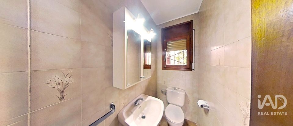 Casa 3 habitacions de 400 m² a Valls (43800)