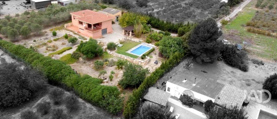 Casa 3 habitacions de 400 m² a Valls (43800)