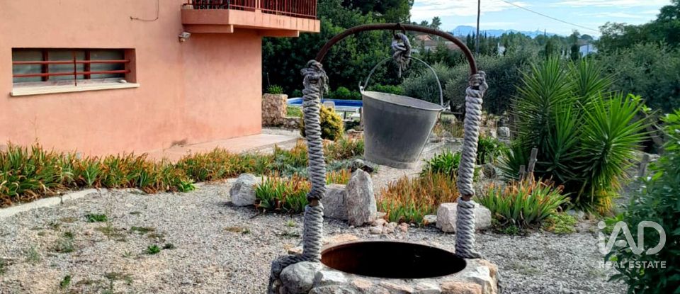 Casa 3 habitacions de 400 m² a Valls (43800)