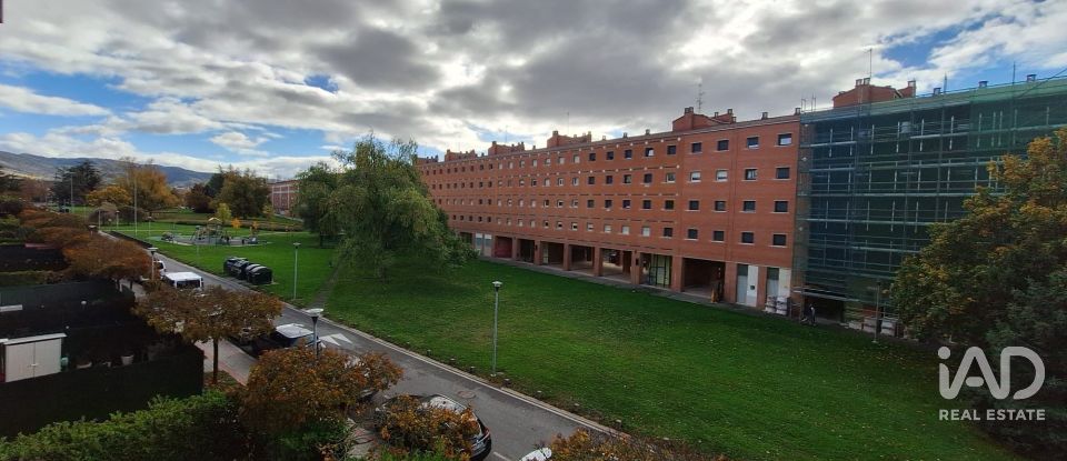 Duplex 3 bedrooms of 104 m² in Pamplona/Iruña (31016)