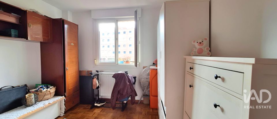 Duplex 3 bedrooms of 104 m² in Pamplona/Iruña (31016)