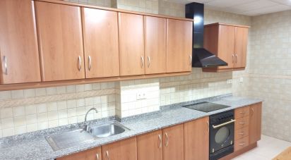 Pis 3 habitacions de 90 m² a Sax (03630)