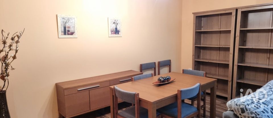 Apartment 3 bedrooms of 90 m² in Sax (03630)