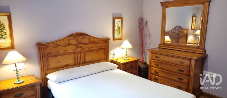 Apartment 3 bedrooms of 90 m² in Sax (03630)