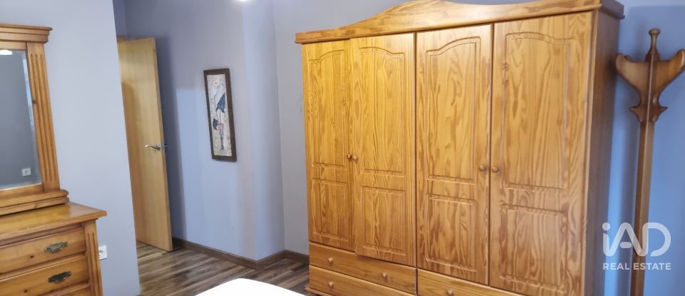 Apartment 3 bedrooms of 90 m² in Sax (03630)