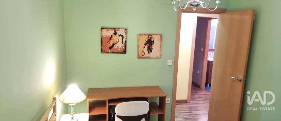 Apartment 3 bedrooms of 90 m² in Sax (03630)