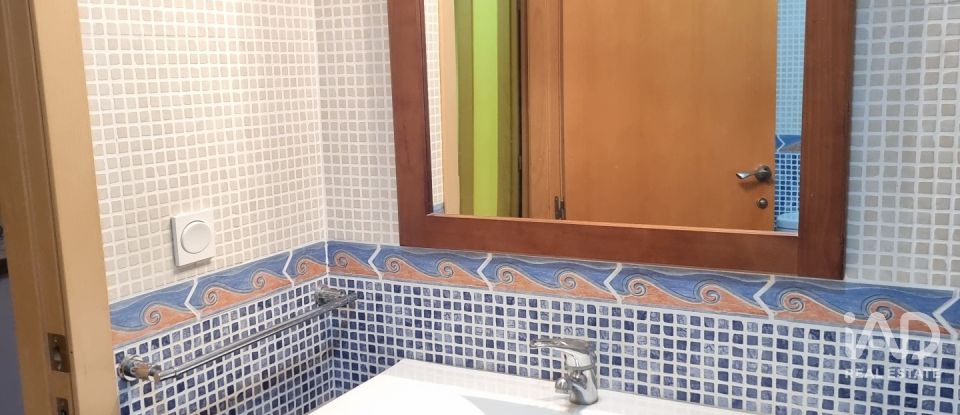 Apartment 3 bedrooms of 90 m² in Sax (03630)