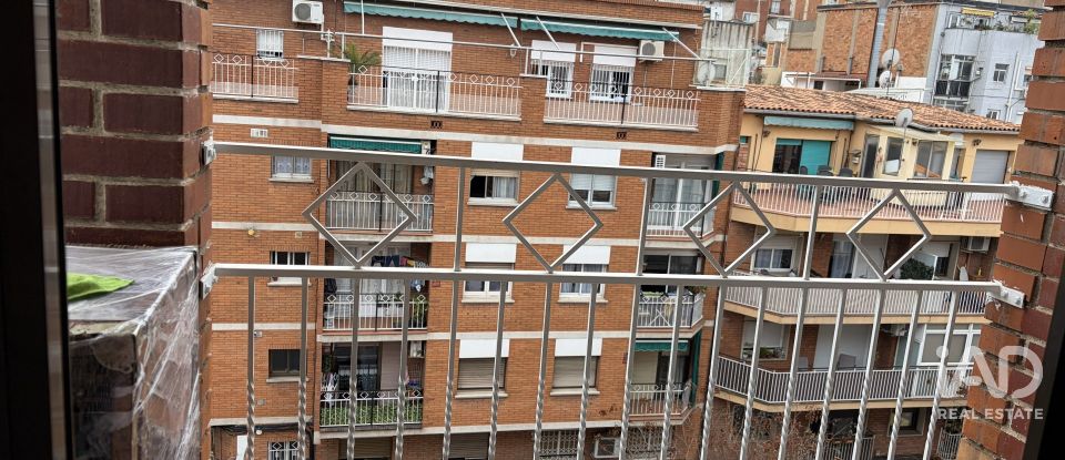 Pis 3 habitacions de 70 m² a Santa Coloma de Gramenet (08923)