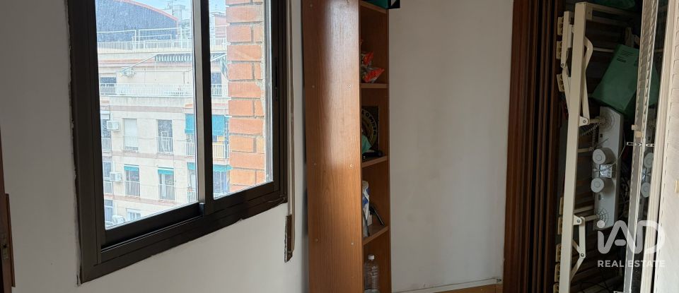 Pis 3 habitacions de 70 m² a Santa Coloma de Gramenet (08923)